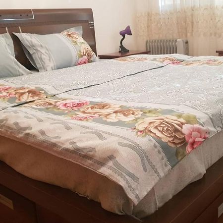 דירות פודגוריצה Baston Rent מראה חיצוני תמונה