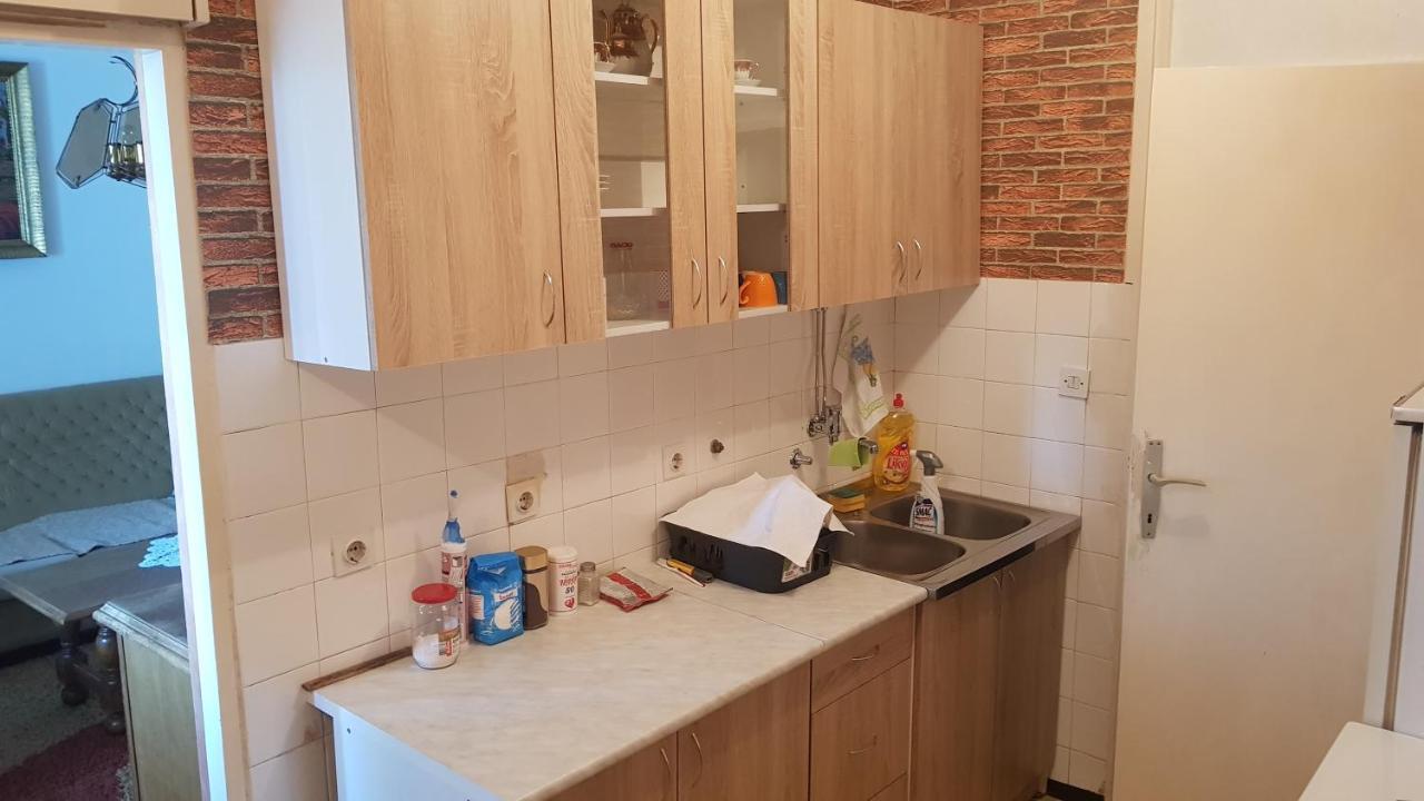 דירות פודגוריצה Baston Rent מראה חיצוני תמונה