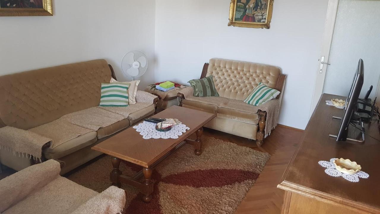 דירות פודגוריצה Baston Rent מראה חיצוני תמונה